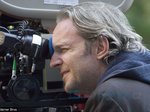 2/18  - Já, legenda (2007) - FOTOGALERIE Z FILMU A NATÁČENÍ